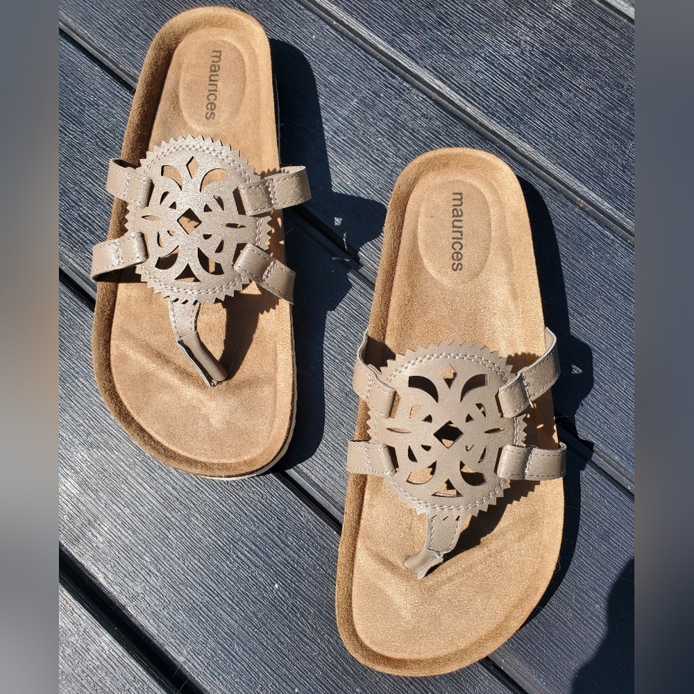 Sandals - Picture 2 of 3
